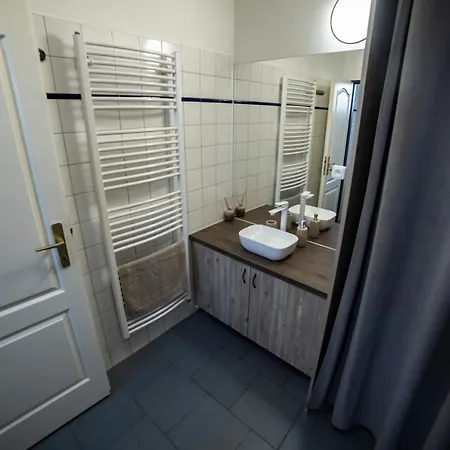 Apartamento Nežárka A Privátní Wellness Jindřichův Hradec