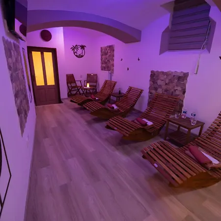 Nezarka A Privatni Wellness Lägenhet Jindřichŭv Hradec