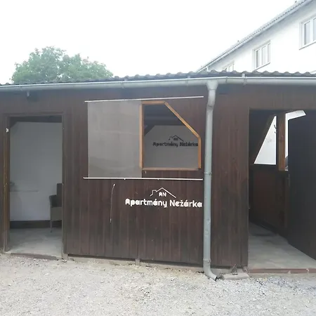 Lägenhet Nezarka A Privatni Wellness *