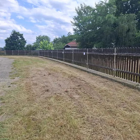 Nežárka A Privátní Wellness Apartamento