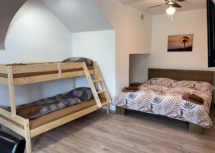 Nezarka A Privatni Wellness דירה *