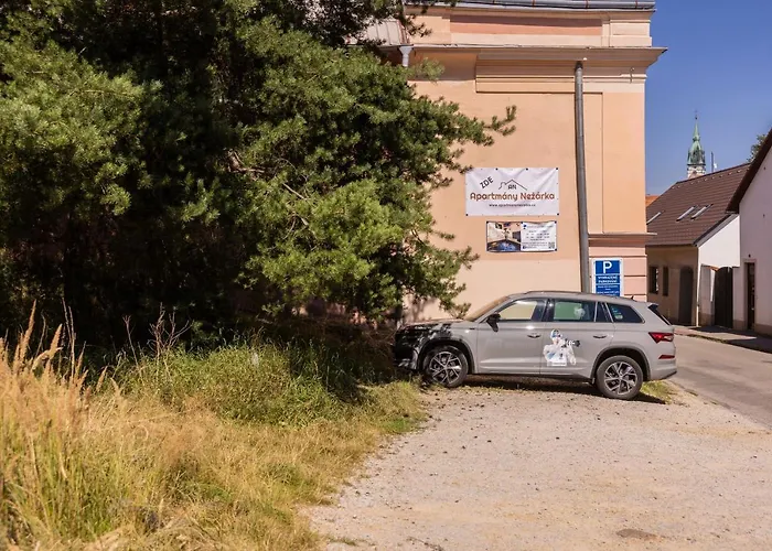 Nezarka A Privatni Wellness דירה *