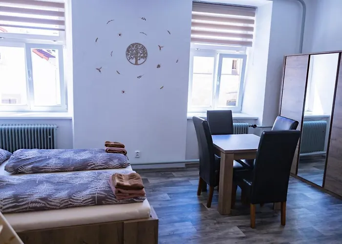 Nezarka A Privatni Wellness * ז'ינדריצ'וב הרדק